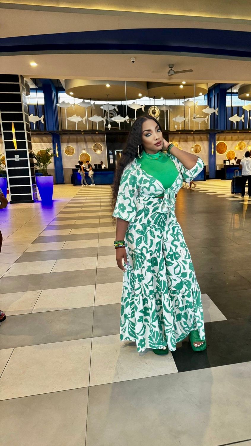 BRUISED NEVER BROKEN 2 PIECE SET