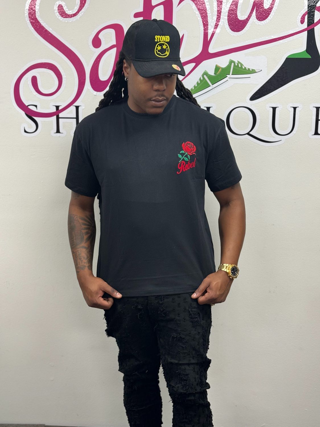 rebel wid the smokes inna dis graphic T-shirt