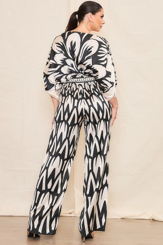 exude elegance 2 piece set