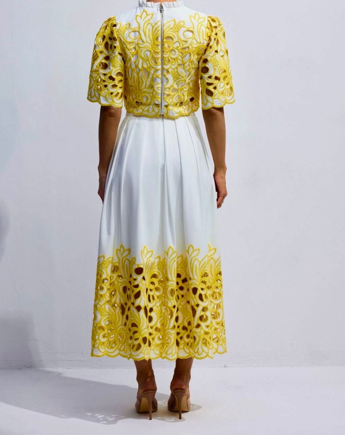 kish Lemon Blossom Lace Skirt Set