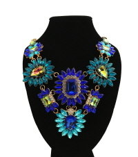 CASUAL/Lavish Necklace