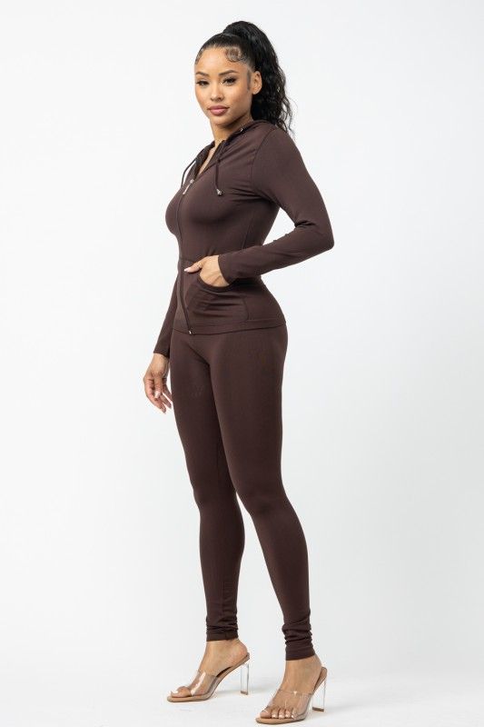 LARNA Cocoa Flex Zip-Up Performance Set