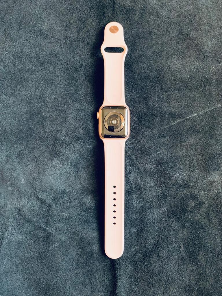Apple Watch Series 5 (40mm)