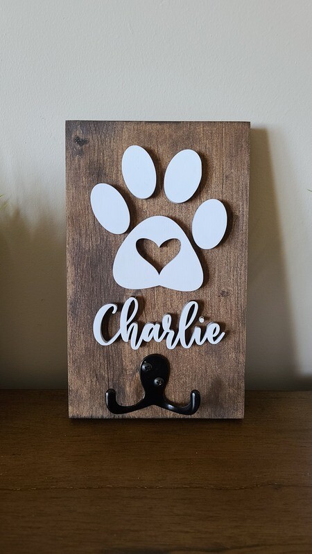Pet Leash Holders