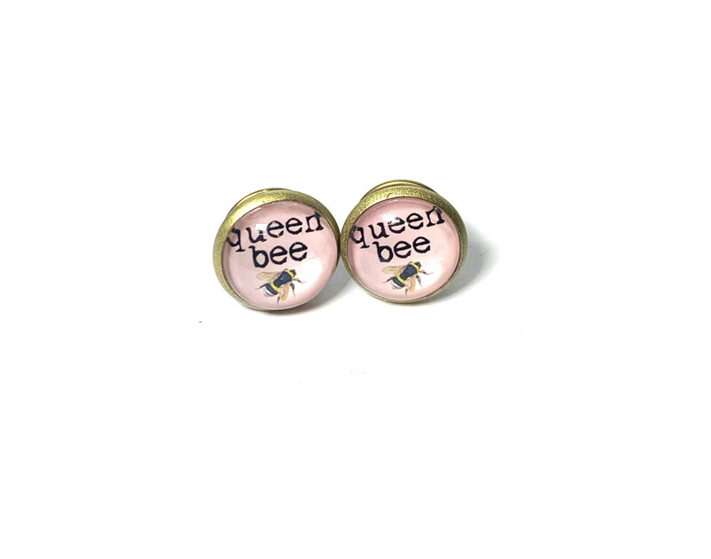 Queens Bee Boot Loot