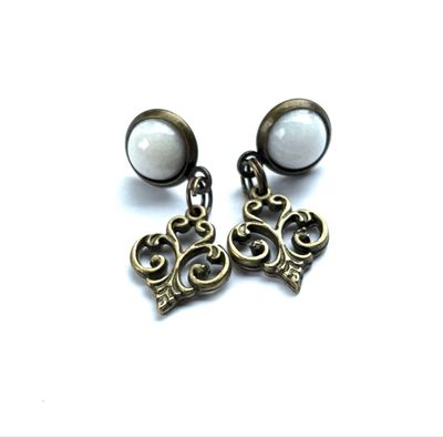 Teeny Stone And Filigree Boot Loot For Blundstone’s