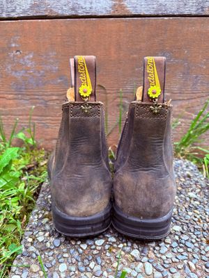 Sunflower And Bee Boot Loot For Blundstone’s