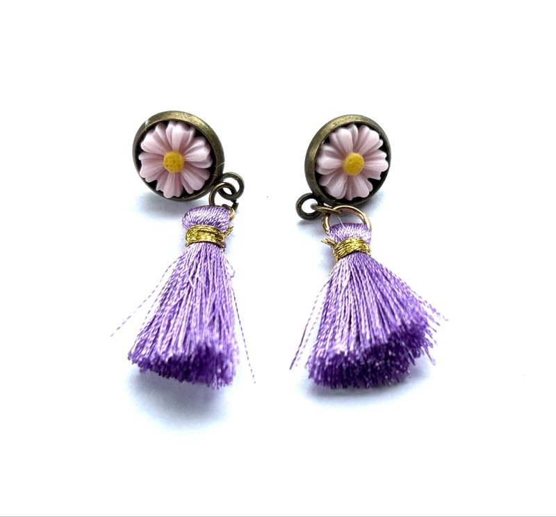 Daisy &amp; Purple Tassel Boot Loot