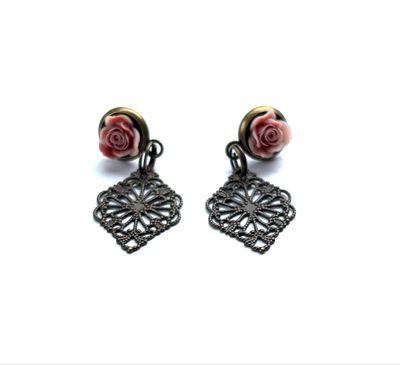 Rose And Filigree Boot Loot For Blundstone’s