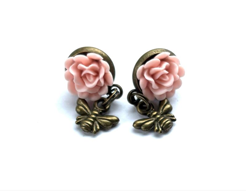 Rose And Bee Boot Loot For Blundstone’s