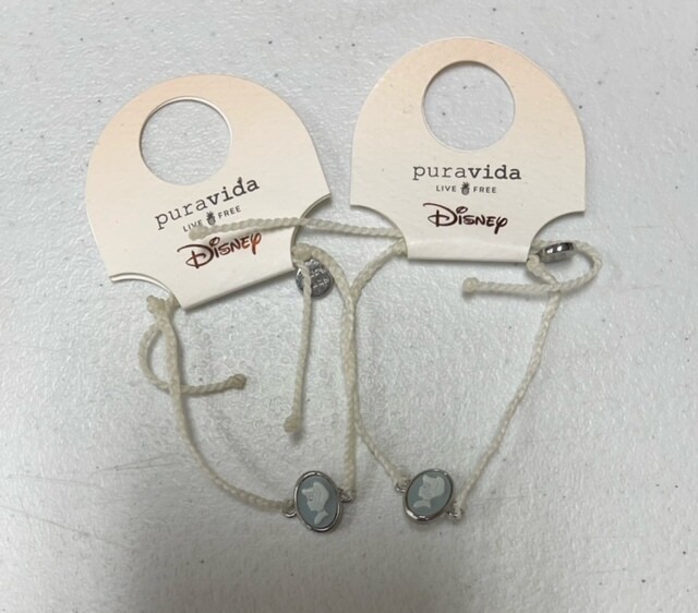 PURAVIDA Cinderella Charm bracelet