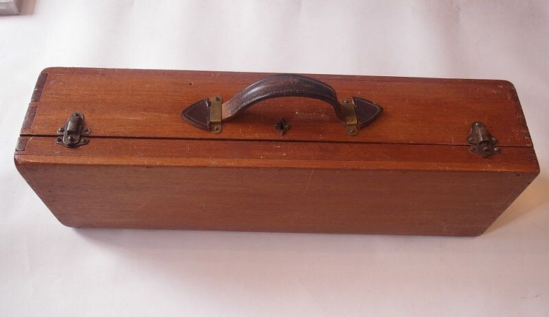 Second hand wooden bagpipe cases