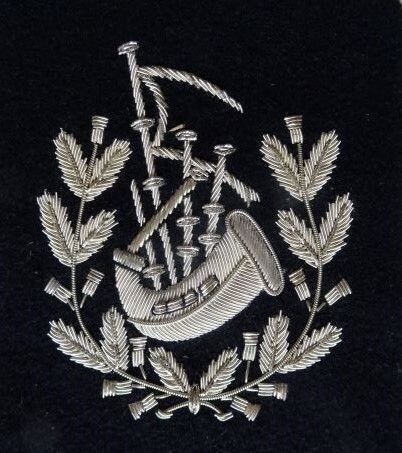 Silver embroidered pipe major patch