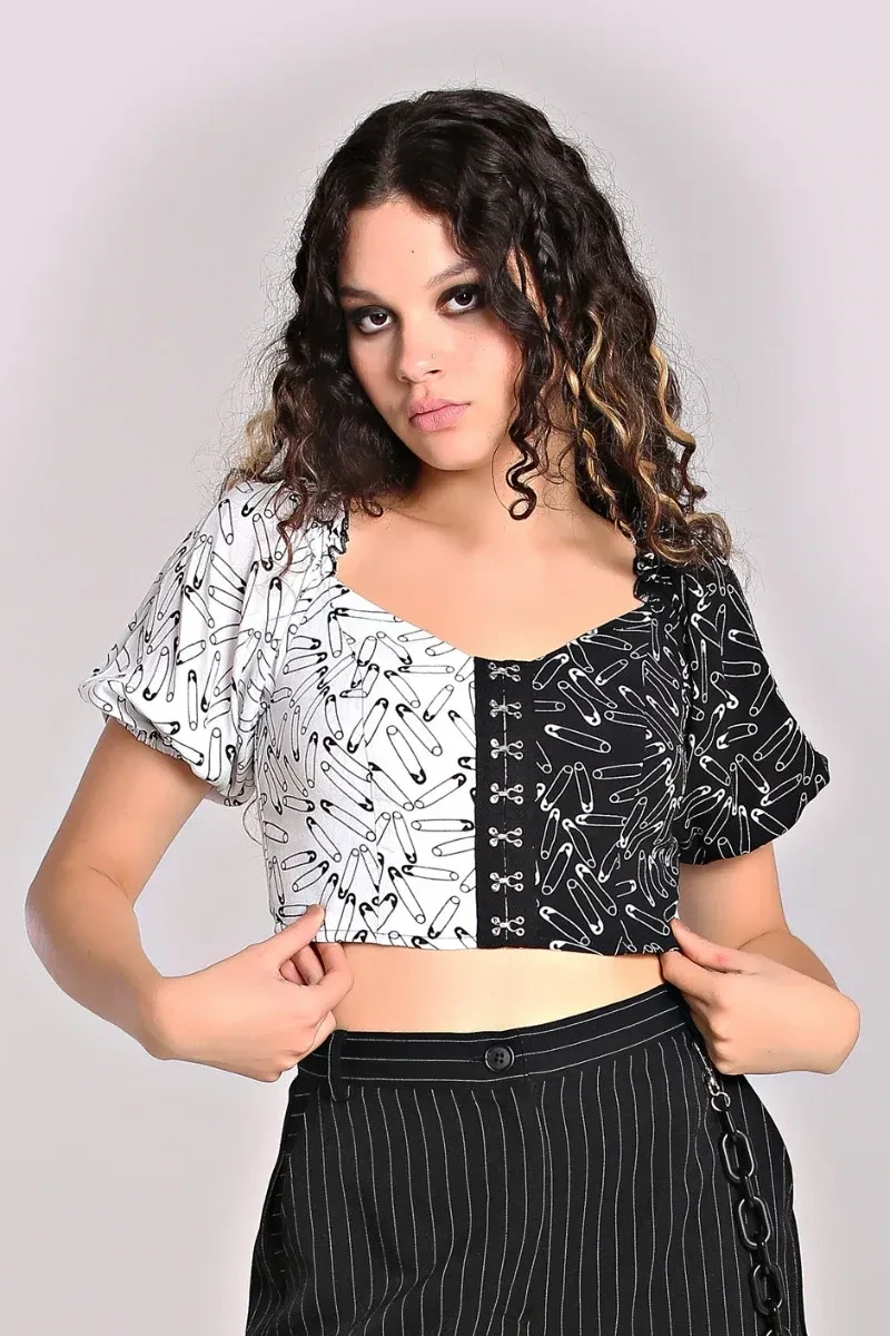Hell Bunny Safety Pin Croptop, Maat: M