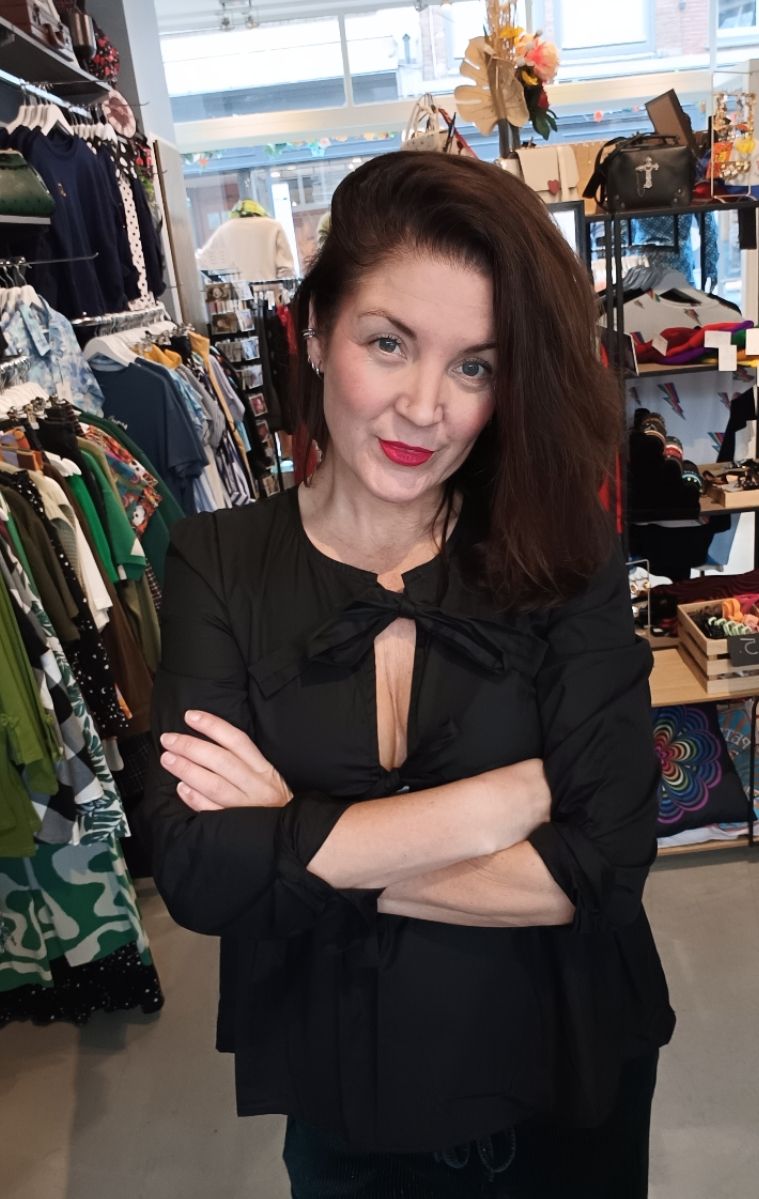Gimme Peplum top in navy of zwart