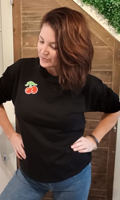 Wendy's Cherry mimi trui in zwart Wendy's Cherry mimi trui in zwart