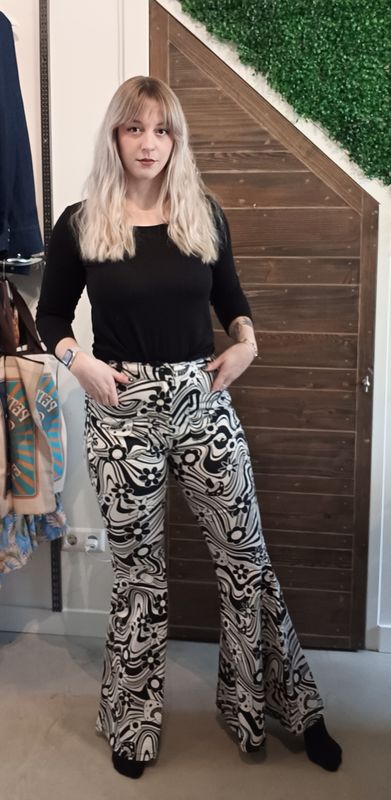 Hell bunny Penny flair jeans