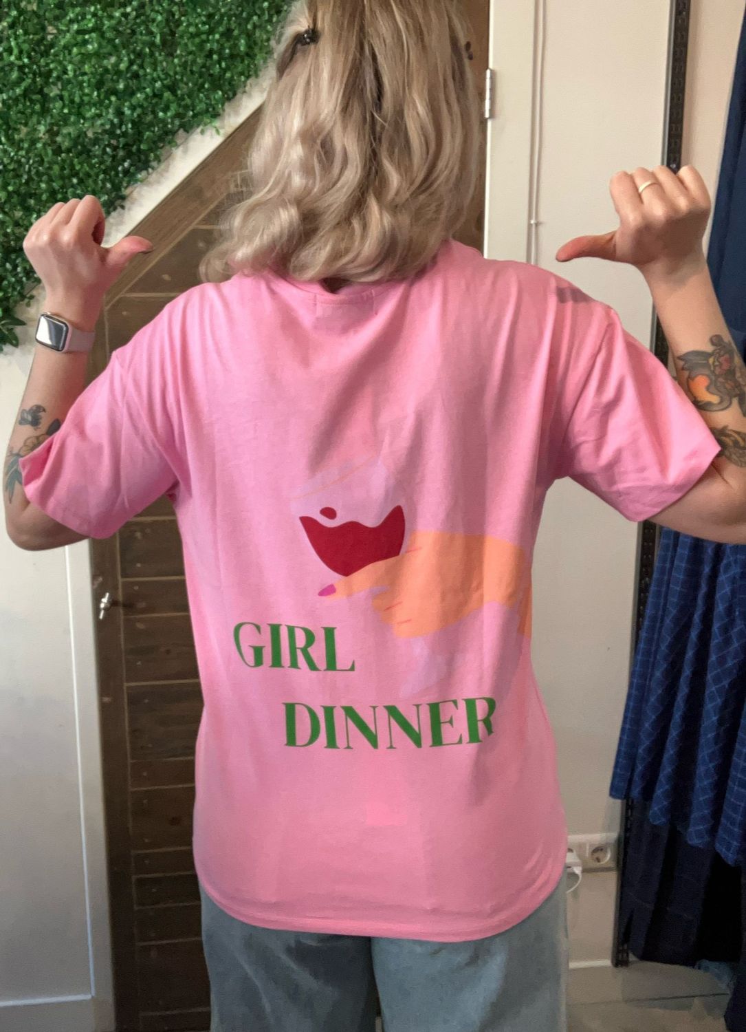 Gimme Girl dinner t-shirt