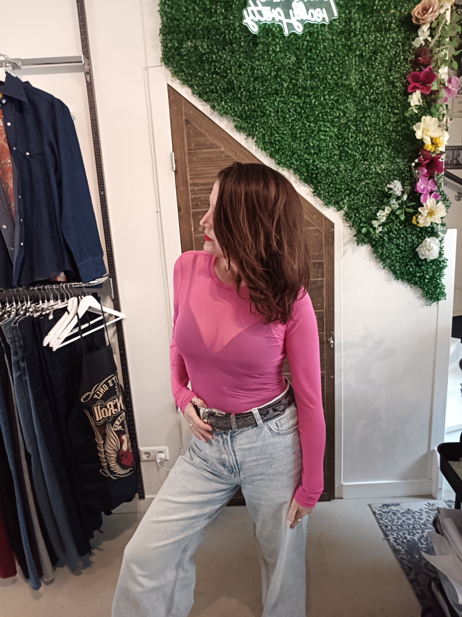 Gimme Mesh love glow top in roze