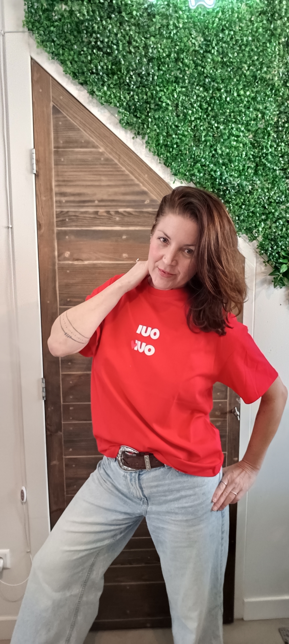 Gimme Oui Oui t-shirt in rood