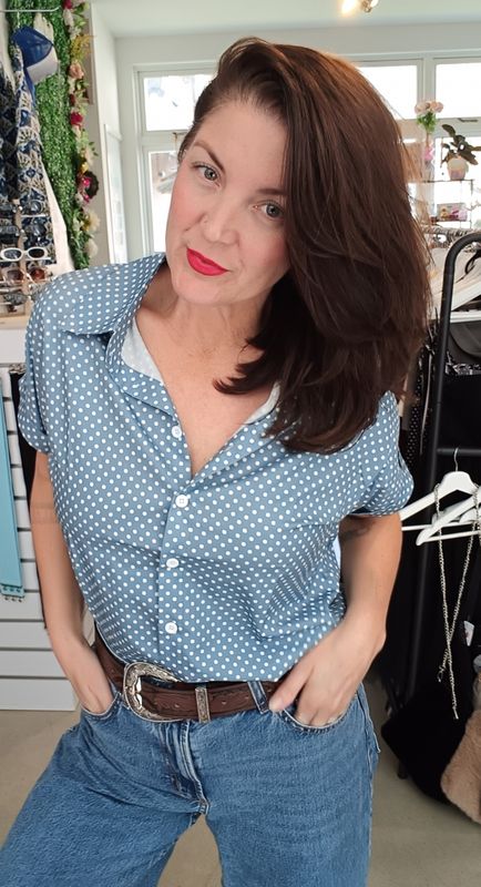 Wendy's Dot blouse in blauw