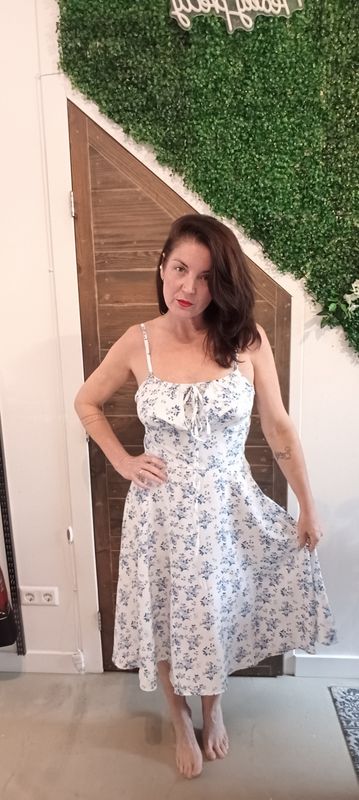 Wendy's Flower jurk in wit