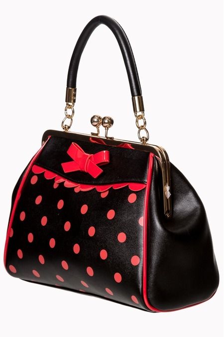 Banned Crazy little thing tas