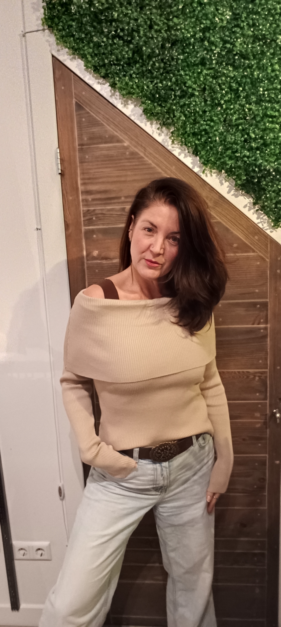 Gimme offshoulder trui in offwhite