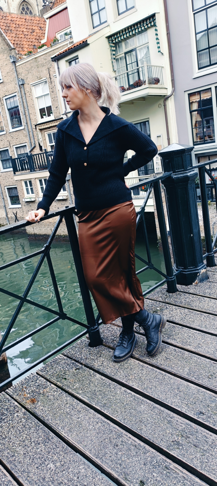 Wendy´s Satin rok in bruin