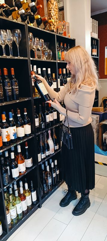 Wendy's Plooirok in zwart