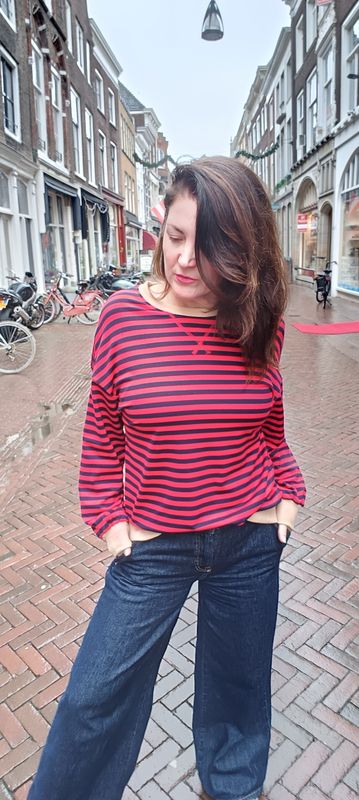 Wendy´s Stripe longsleeve in rood Wendy´s Stripe longsleeve in rood