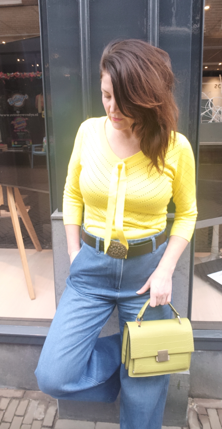 Banned Charlie chevron top in geel