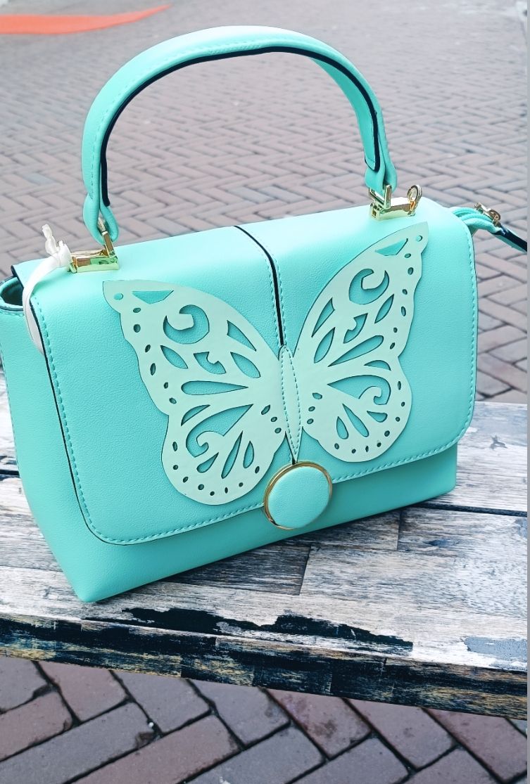 Banned Papilio tas in mint