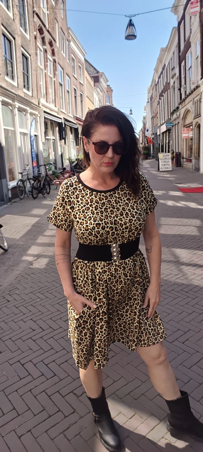 Rebel & Romance leopard jurk