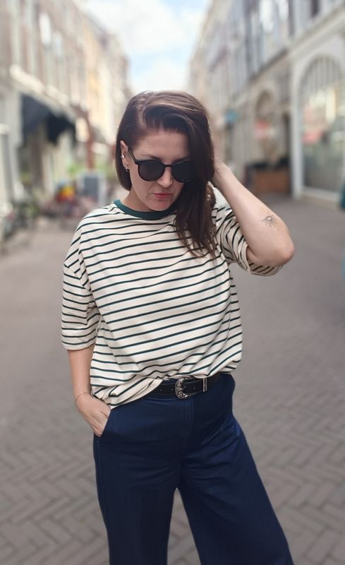 No Brnd Colorful striped t-shirt in groen No Brnd Colorful striped t-shirt in groen