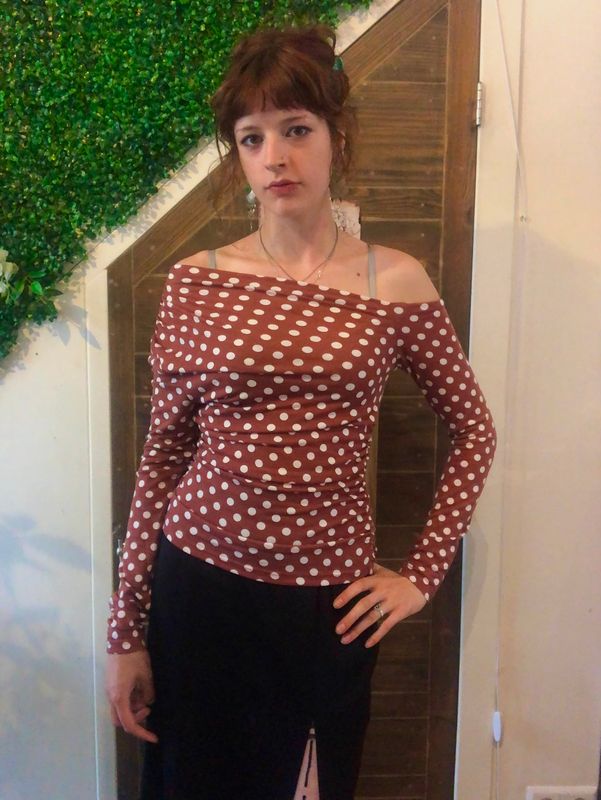 No Brnd Polka dot top off shoulder No Brnd Polka dot top off shoulder