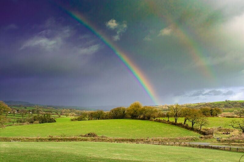 "Enfys Llanglydwen" ("Llanglydwen Rainbow"), Sir Gaerfyrddin (Carmarthenshire)