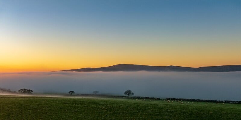 Gorchudd Rhwng y Bydoedd - Mynydd Preseli, Sir Benfro
