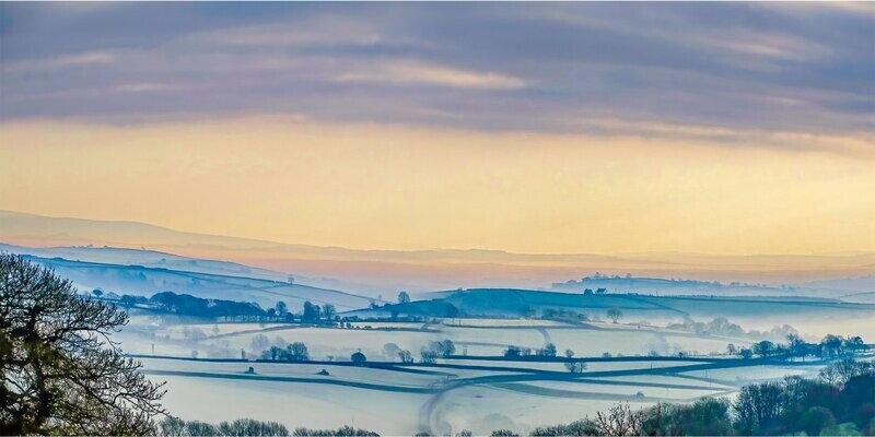 "Eira ar Ben y Bryniau" ("Snow on the Hilltop"), ger Llanboidy (near Llanboidy), Sir Gaerfyrddin (Carmarthenshire)