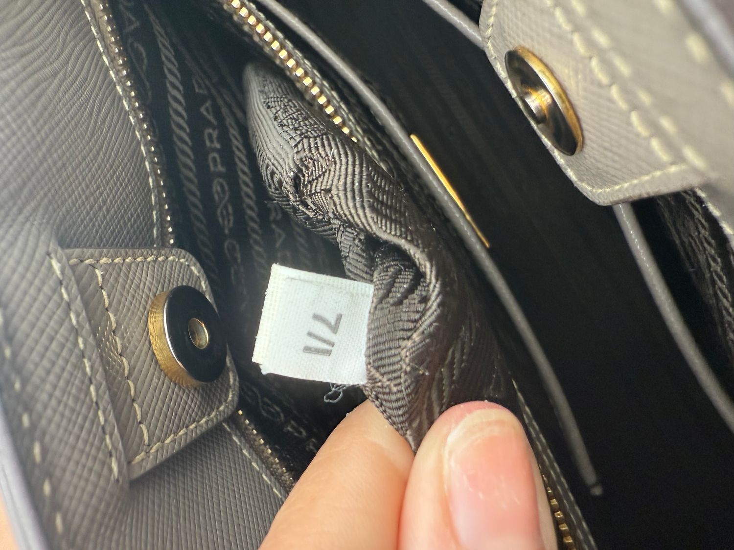 Saffiano Lux Top Handle Galleria Large Handbag