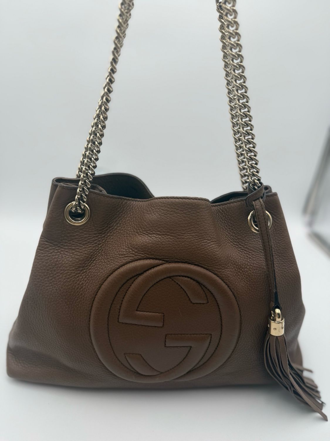 Gucci Pebbled Calfskin Medium Soho Chain Strap Shoulder Bag Tote Brown