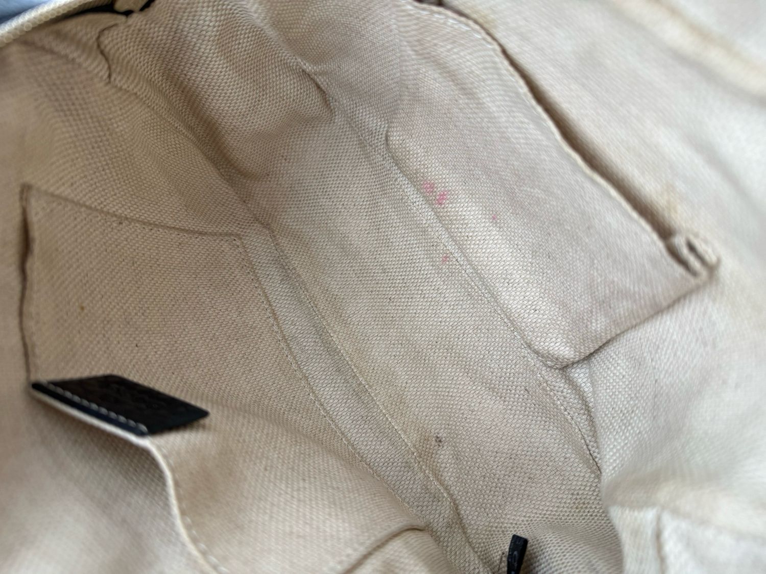Gucci Pebbled Soho Camera Bag Small Crossbody