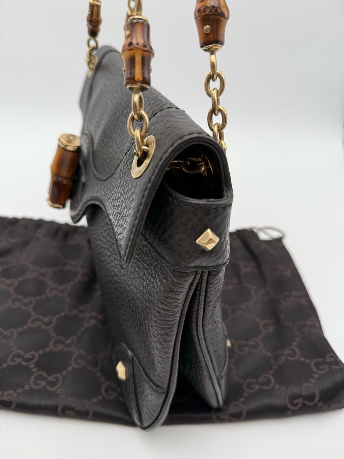 Gucci Pebbled Leather Bamboo Chain Strap Hobo Black