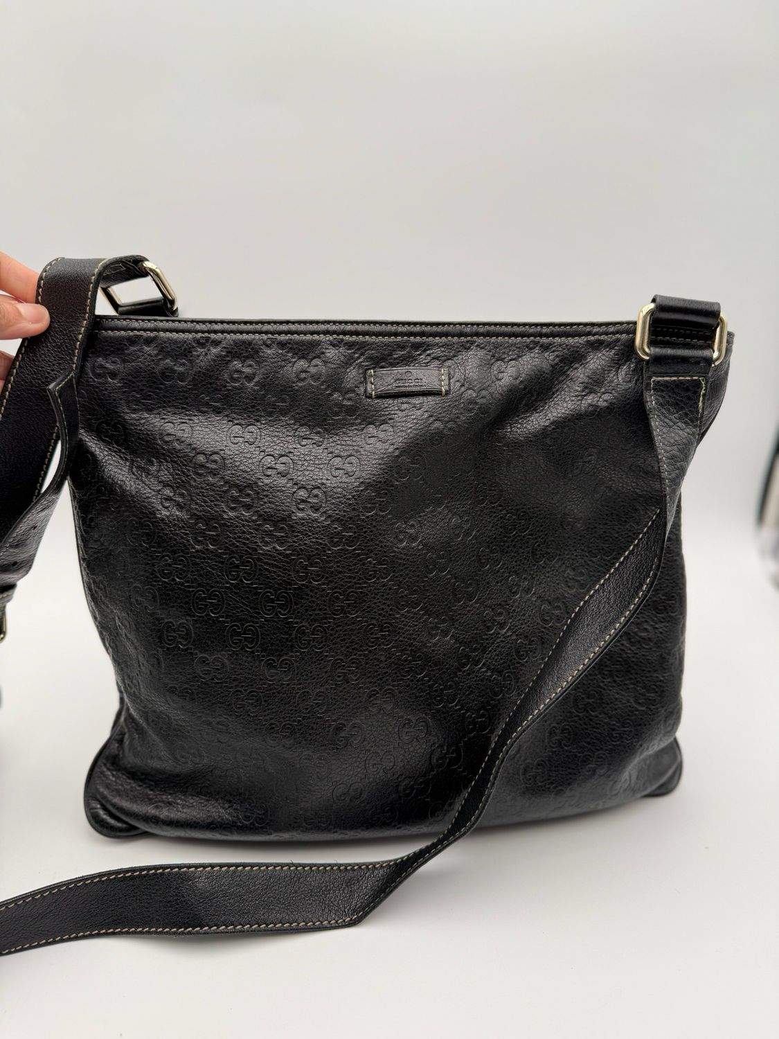 Gucci Monogram Leather Flat Messenger Guccissima Crossbody Black Unisex