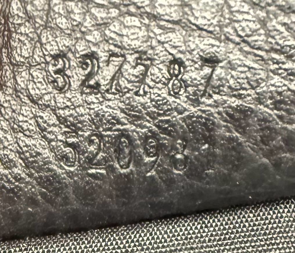 Gucci Pebbled Abbey D-Ring tote Shoulder Bag