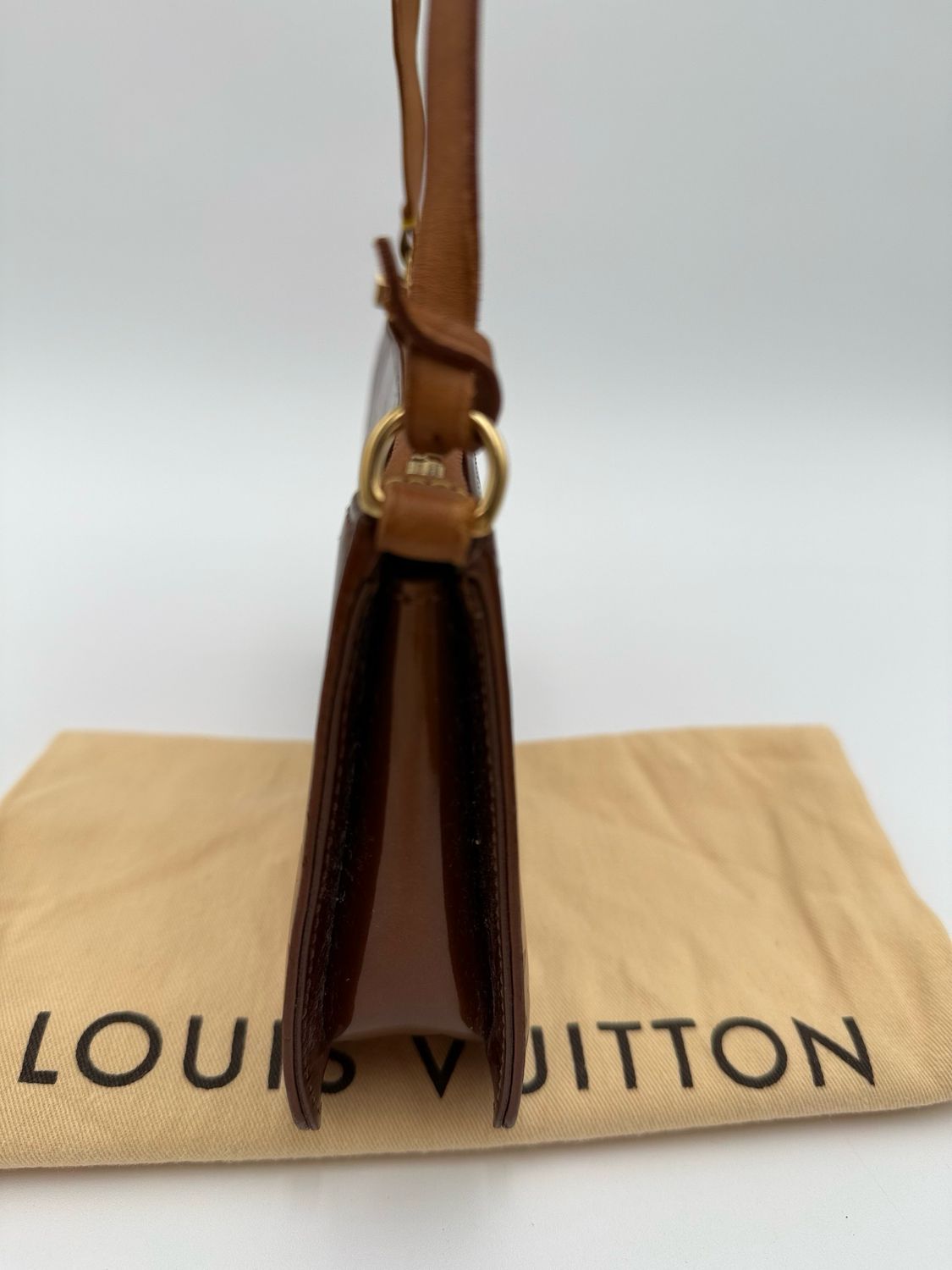 Louis Vuitton Lexington Pochette Monogram Vernis