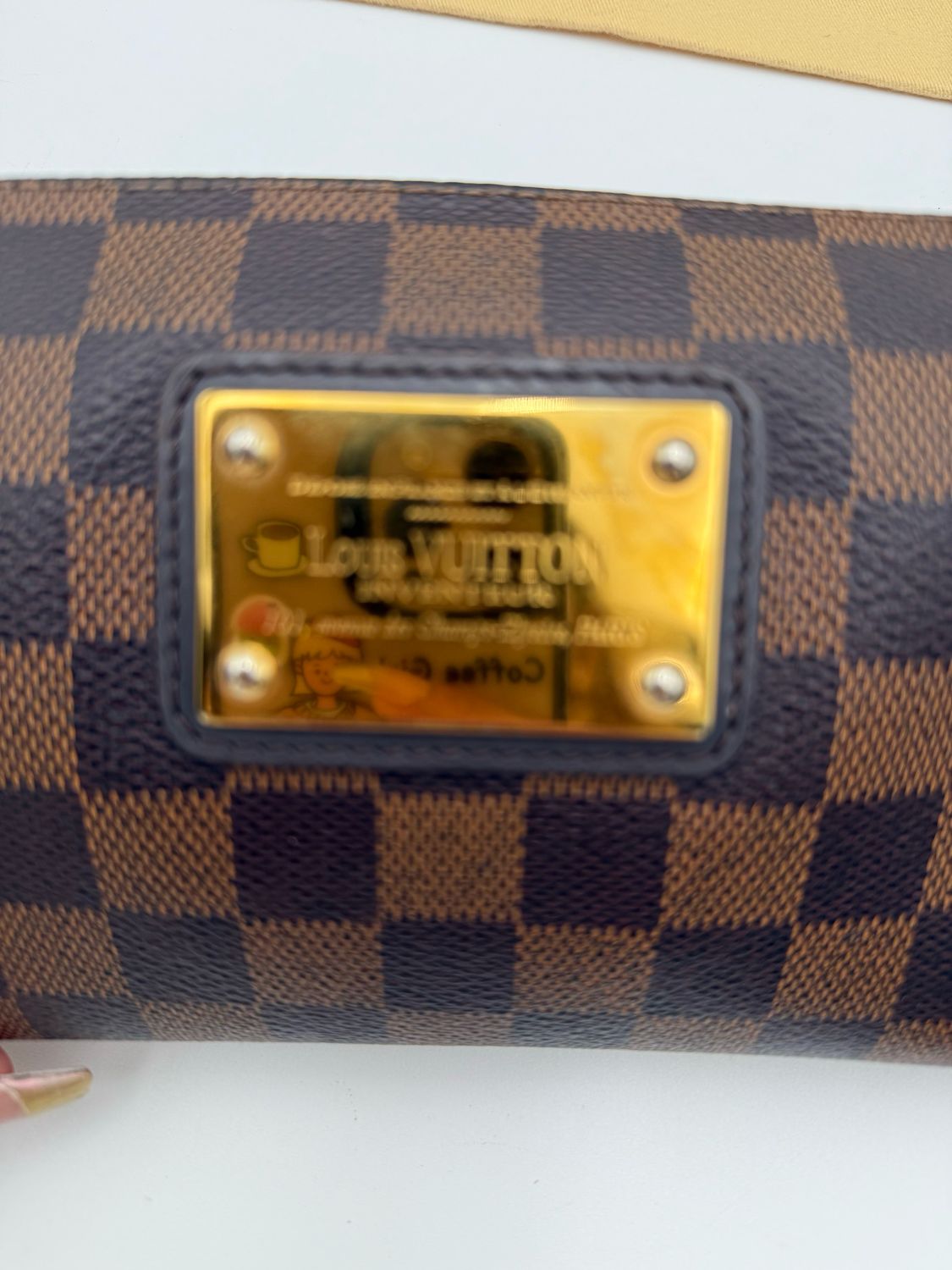 Louis Vuitton Damier Ebene Messenger Bag