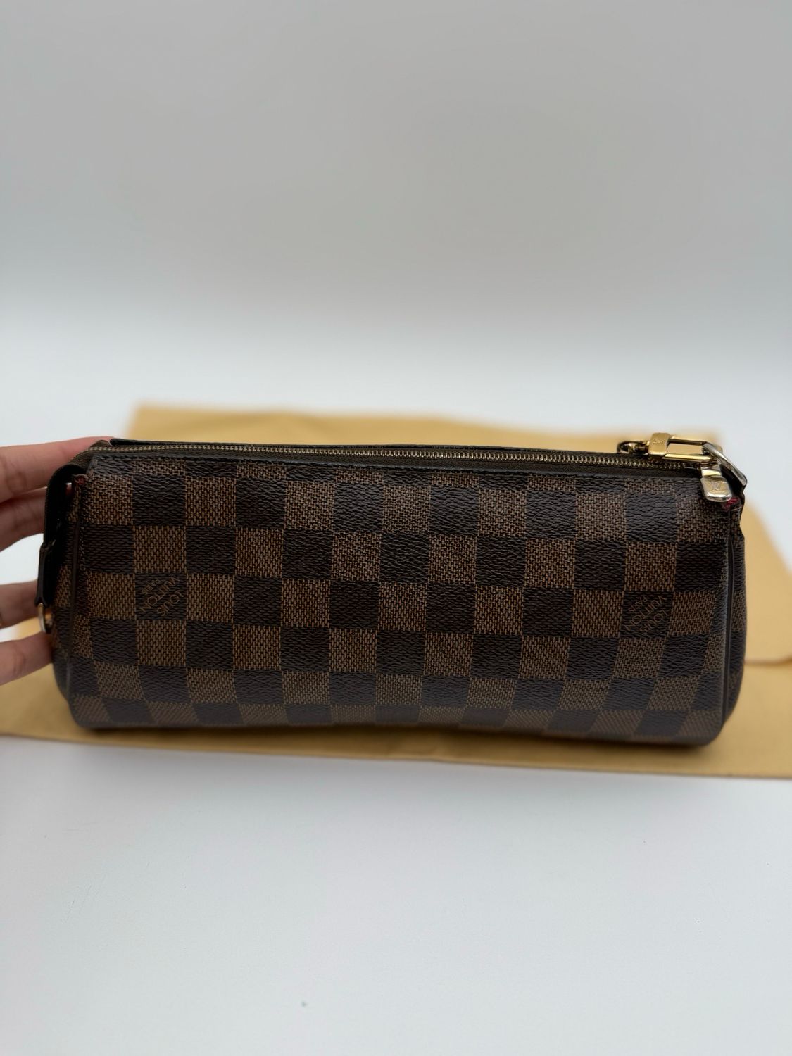 Louis Vuitton Damier Ebene Messenger Bag