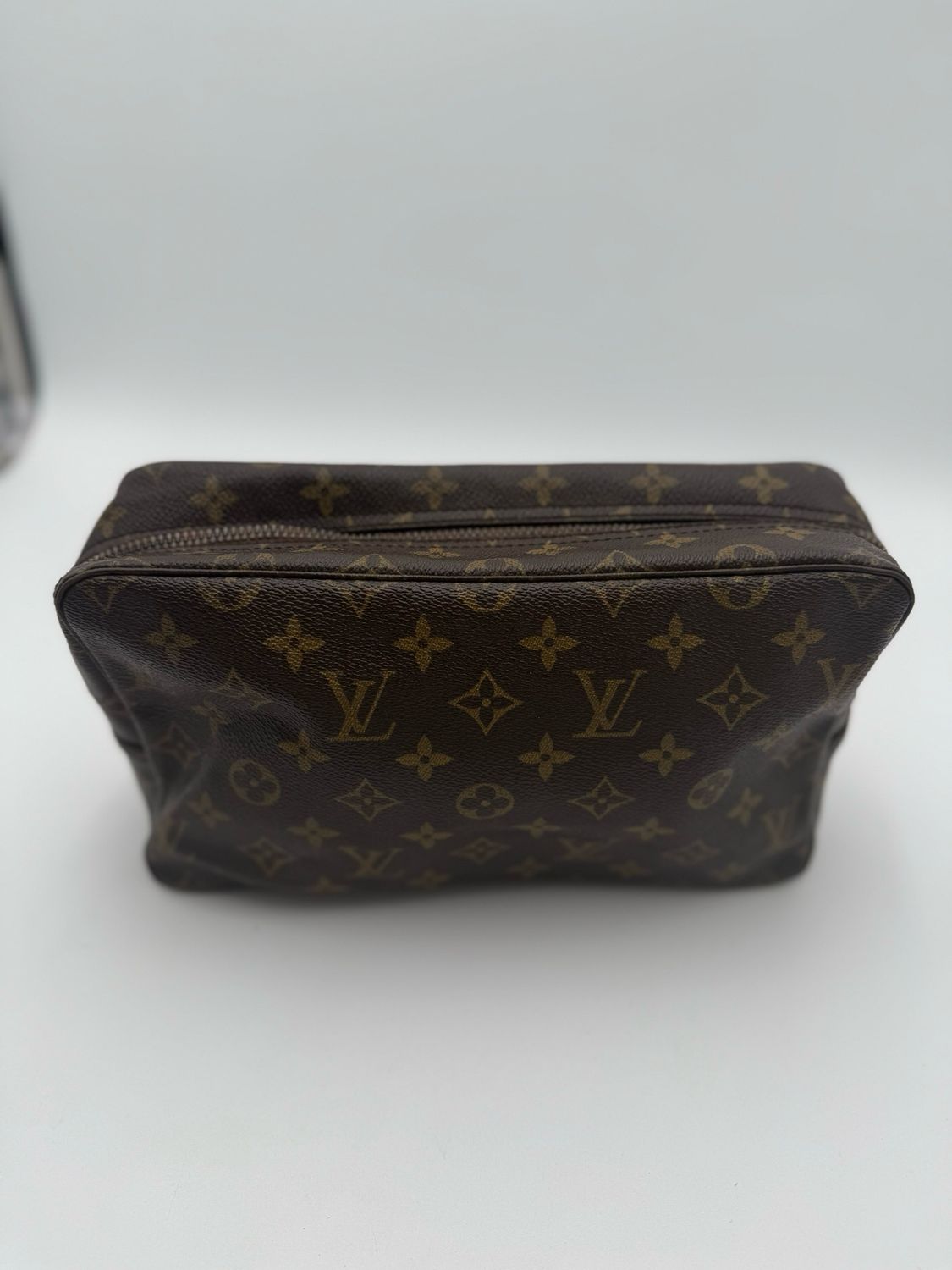 Louis Vuitton Monogram Trousse 28 Clutch
