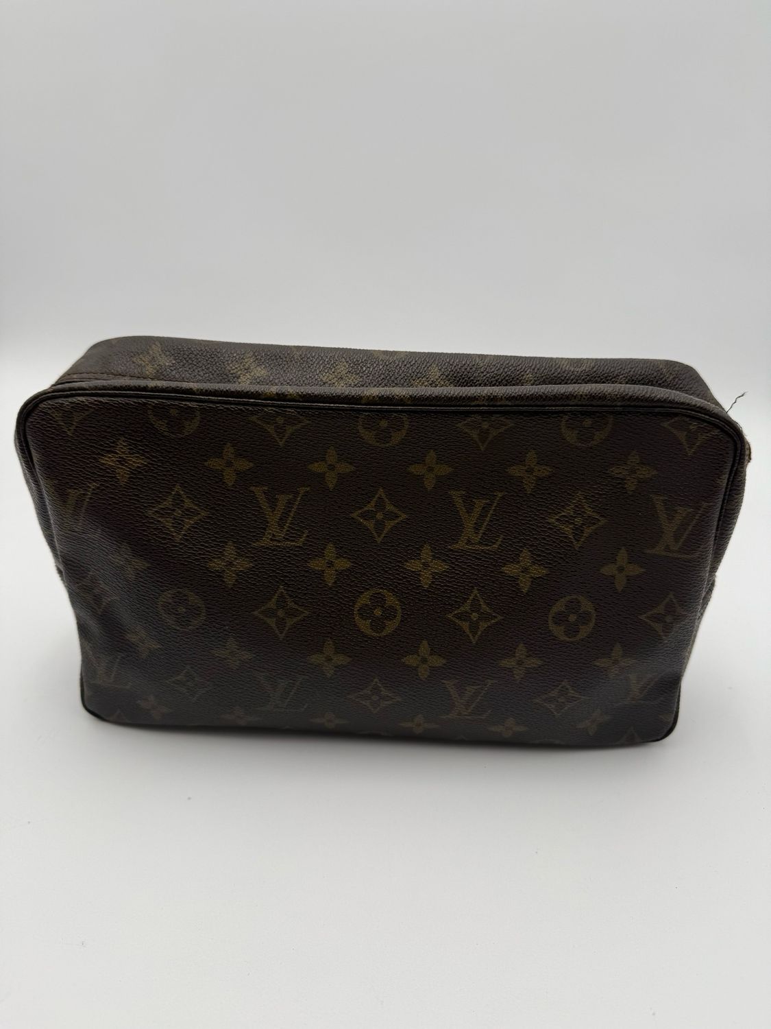 Louis Vuitton Monogram Trousse 28 Clutch Toiletry Pouch